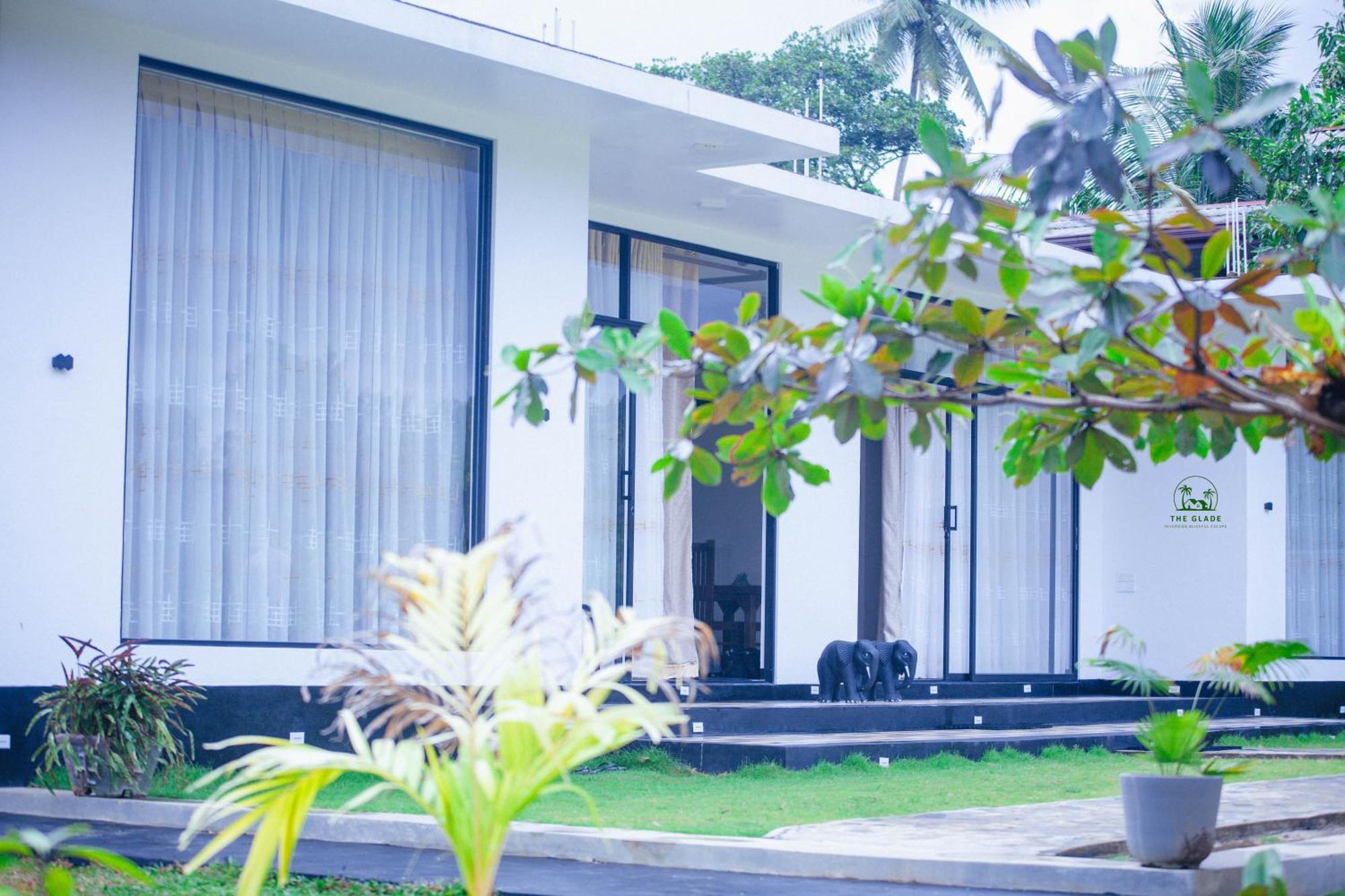 Aparthotel The Glade à Weligama Extérieur photo